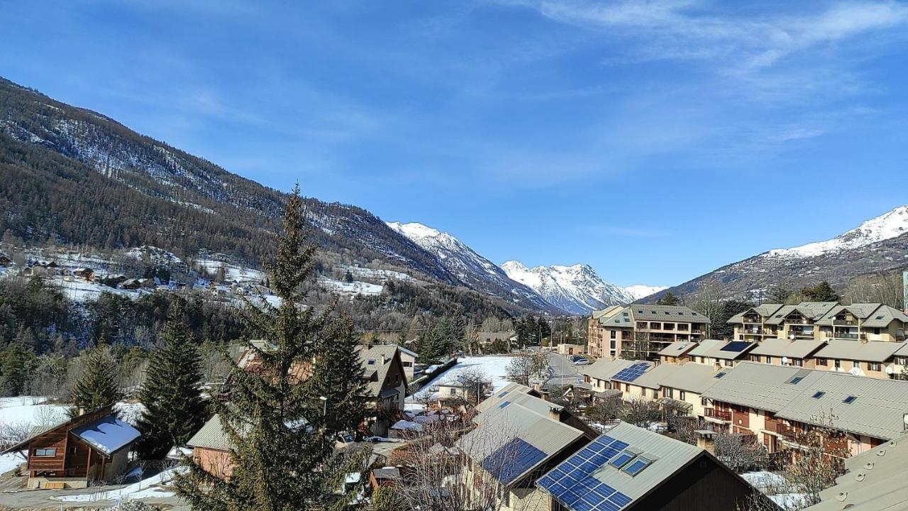 Appartement Vue Montagne, Cosy Et Chaleureux Briançon Kültér fotó